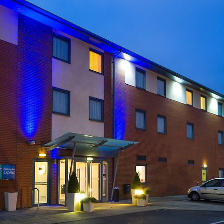 Holiday Inn Express Bedford By Ihg Luaran gambar