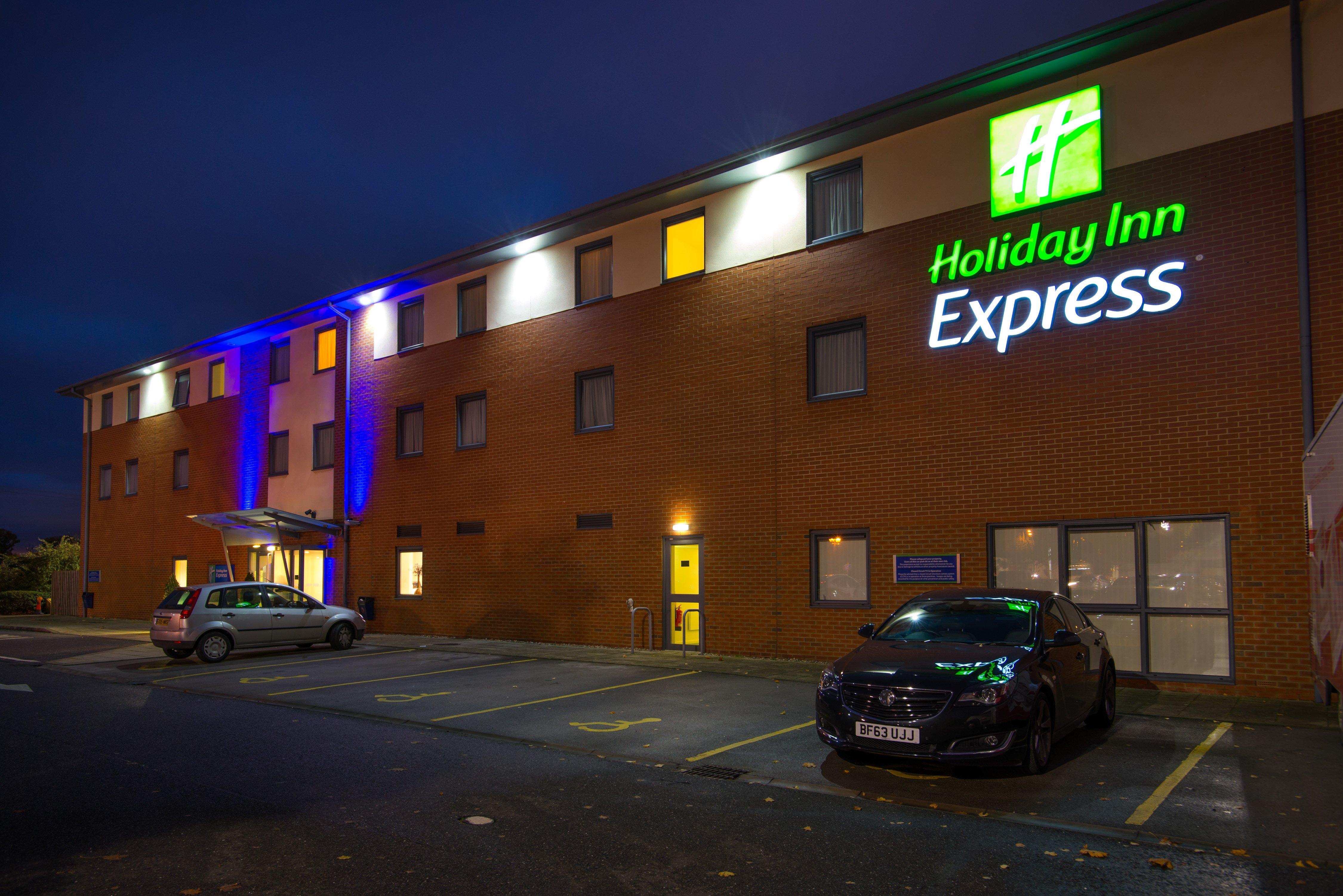 Holiday Inn Express Bedford By Ihg Luaran gambar
