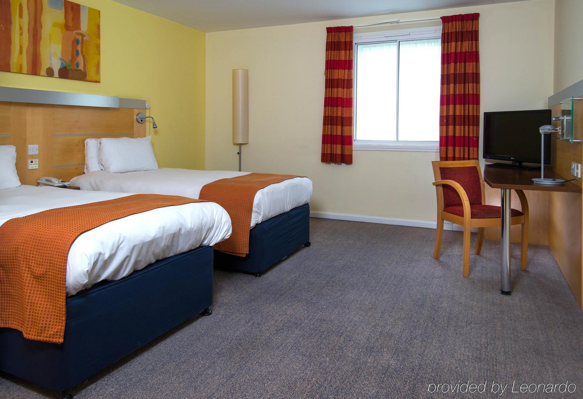 Holiday Inn Express Bedford By Ihg Luaran gambar